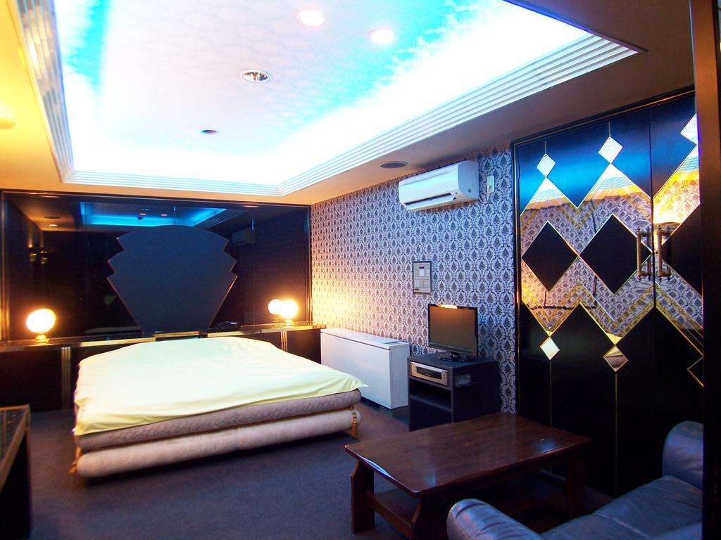 Hotel Pyramid (Adults Only) Himeji Ngoại thất bức ảnh